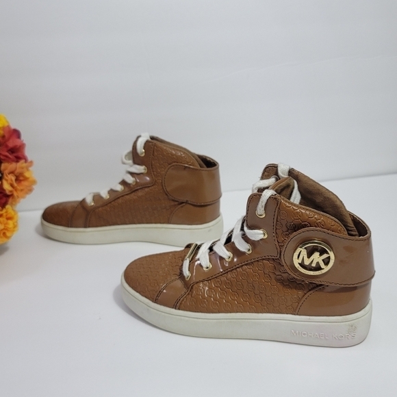 MICHAEL KORS GIRLS  SNEAKERS SHOES SZ. 1 - Picture 9 of 11